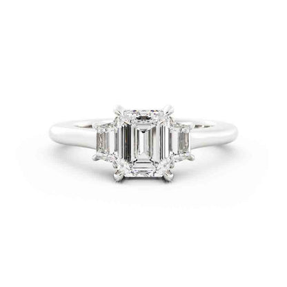 Emerald Cut with Traps and Side Round Diamond