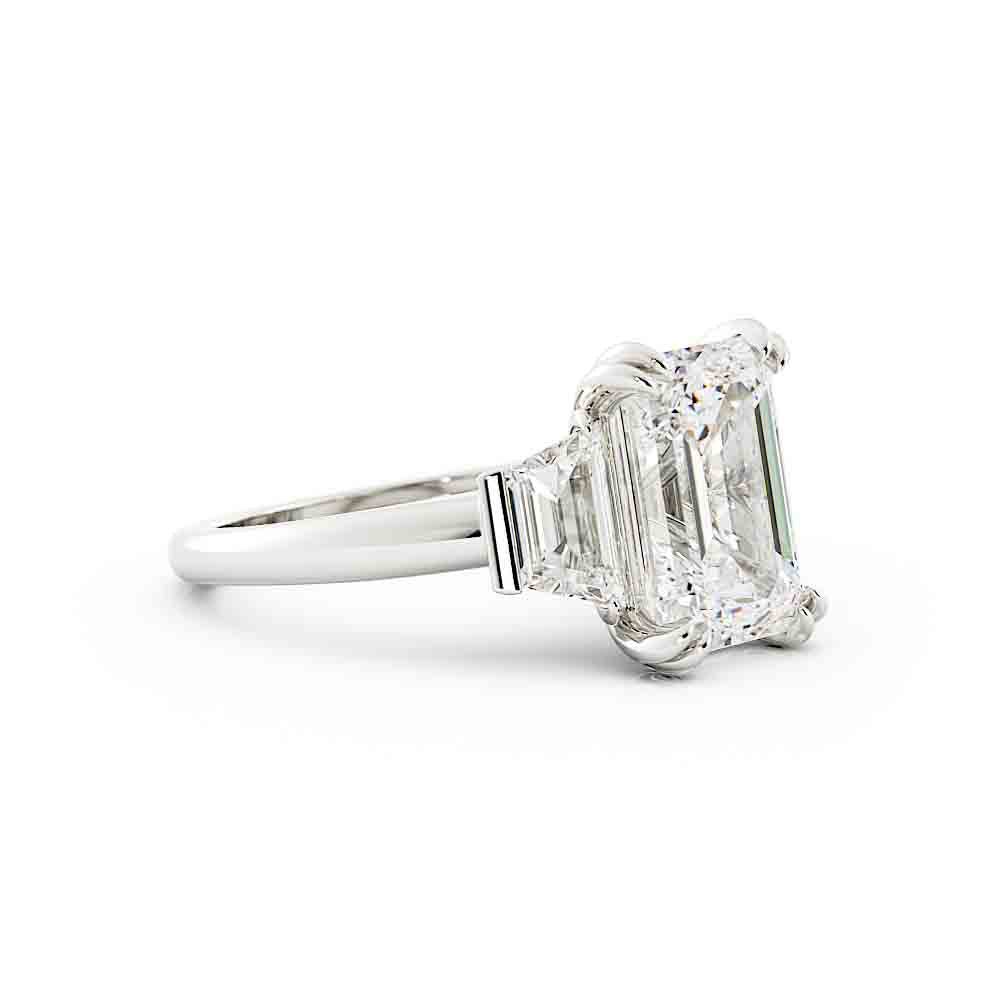 Lovely 3 Stone Engagement Ring