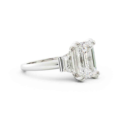Lovely 3 Stone Engagement Ring