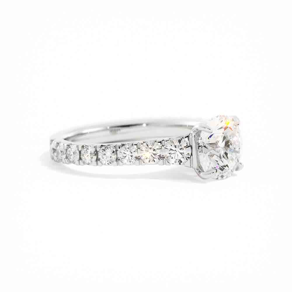 Rd Graduated Diamonds In Engagement