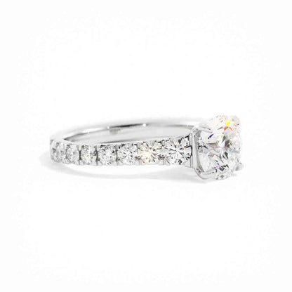 Rd Graduated Diamonds In Engagement