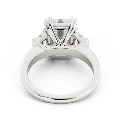 Lovely 3 Stone Engagement Ring