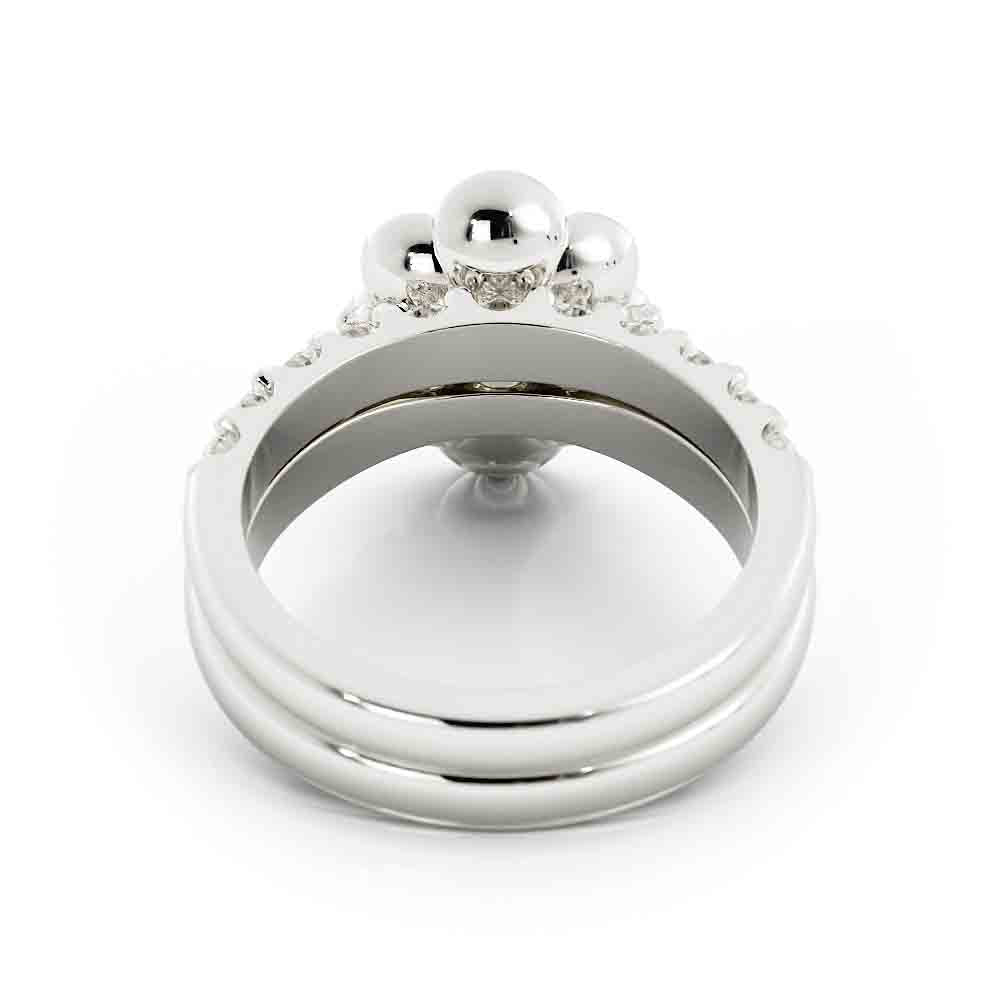 Emerald and Diamond Wedding Set