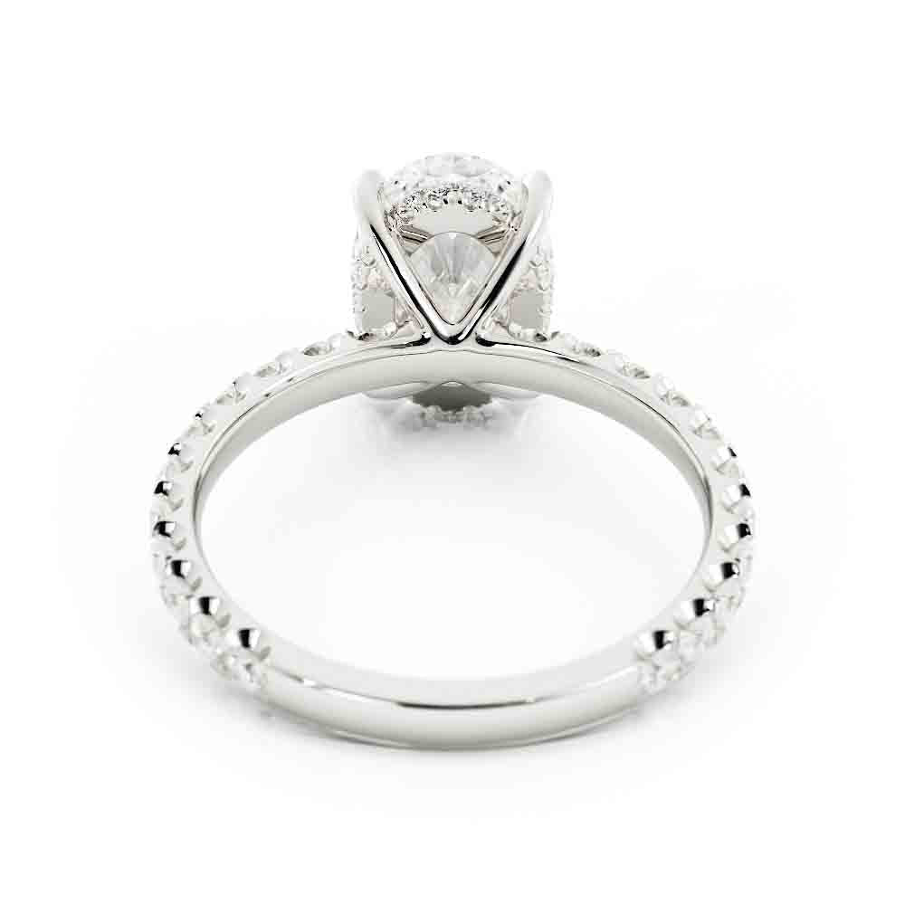 Oval Center with Open Sided Rd Diamonds on Shank