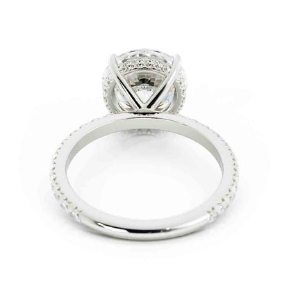 Large Round Diamond Ring