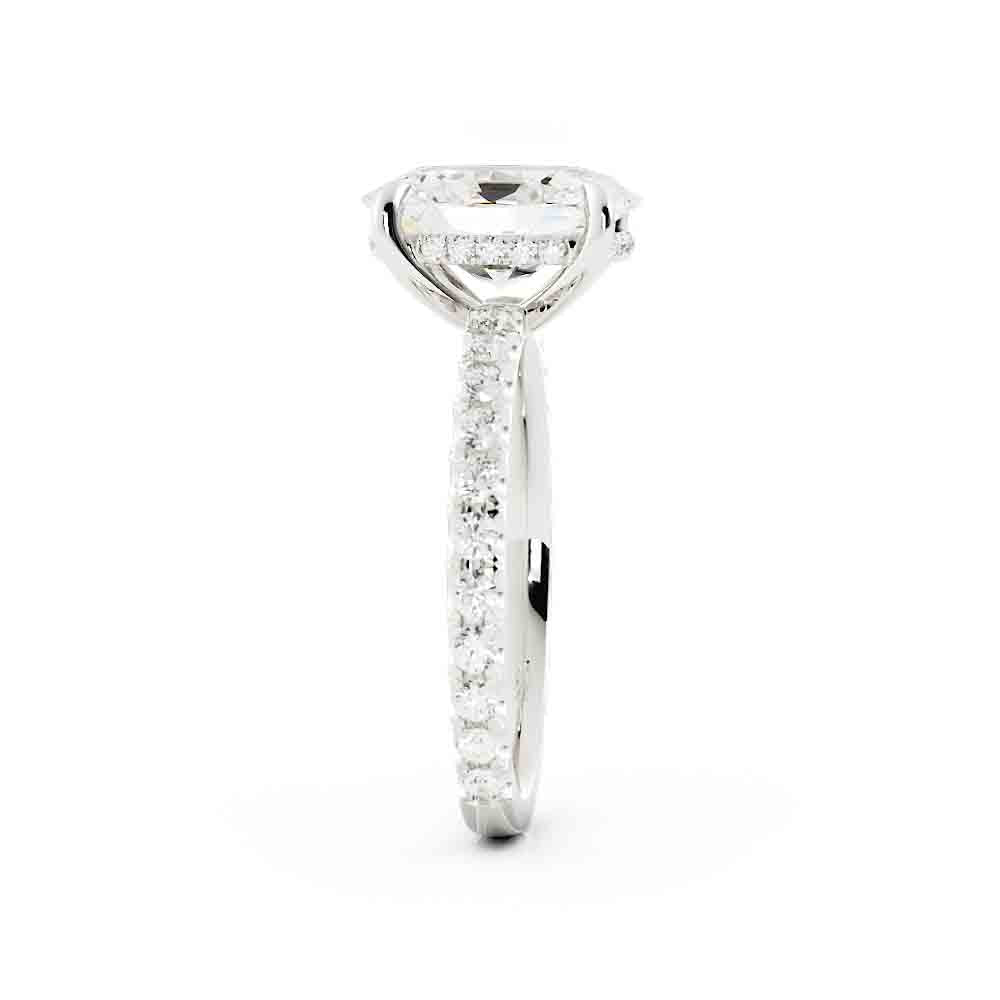 Oval Center with Open Sided Rd Diamonds on Shank