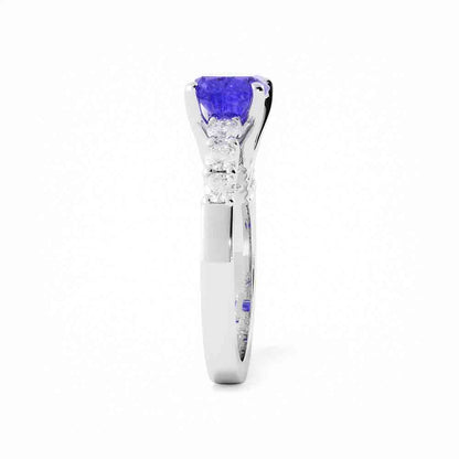 East-West Center Stone Solitaire