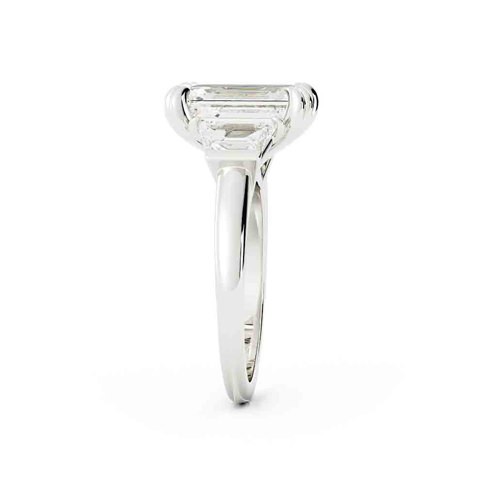 Lovely 3 Stone Engagement Ring